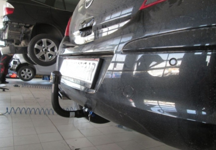 Carlig remorcare Opel Corsa D 2006 - 2019 demontabil automat vertical marca Autohak [5]