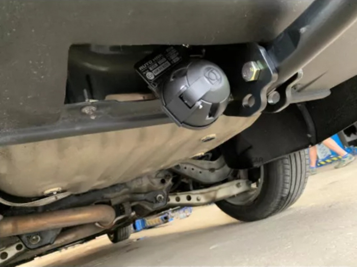 Carlig remorcare Opel Insignia 5 usi fabricat dupa 2017 marca Autohak [3]