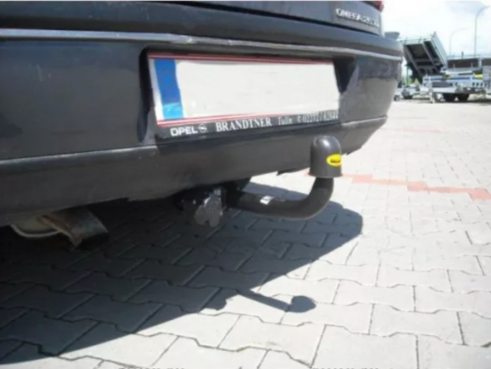 Carlig remorcare Opel Omega 4 usi fabricat intre 1994 - 2003 marca Autohak [5]