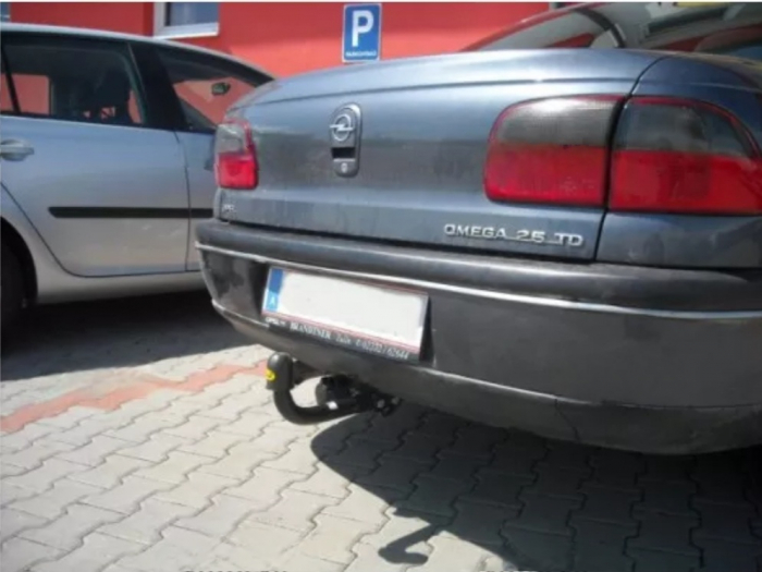 Carlig remorcare Opel Omega 4 usi fabricat intre 1994 - 2003 marca Autohak [6]