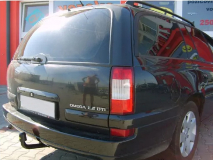 Carlig remorcare Opel Omega combi fabricat intre 1994 - 2003 marca Autohak [4]