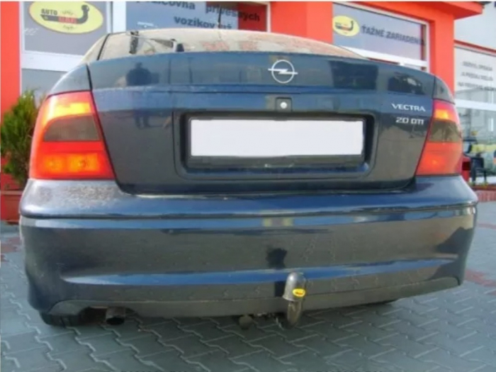 Carlig remorcare Opel Vectra B 4 usi fabricat intre 1995 - 2002 marca Autohak [5]