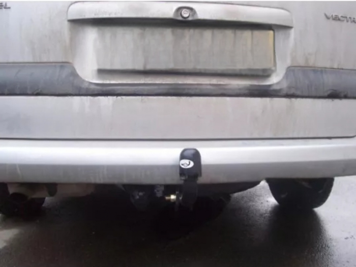 Carlig remorcare Opel Vectra B combi fabricat intre 1996 - 2003 marca Autohak [6]