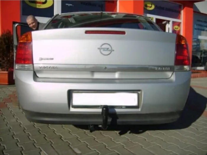 Carlig remorcare Opel Vectra C 4/5 usi 2002-2008 marca Autohak [2]