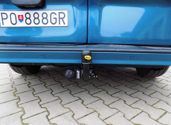 Carlig remorcare Opel Vivaro 2001 - 2014 demontabil automat cu maneta marca Autohak [3]
