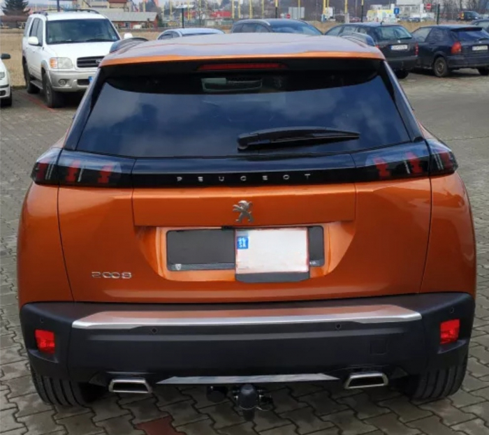 Carlig remorcare Peugeot 2008 dupa 2019 demontabil automat cu maneta marca Autohak [2]