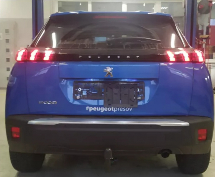Carlig remorcare Peugeot 2008 dupa 2019 demontabil automat vertical marca Autohak [5]