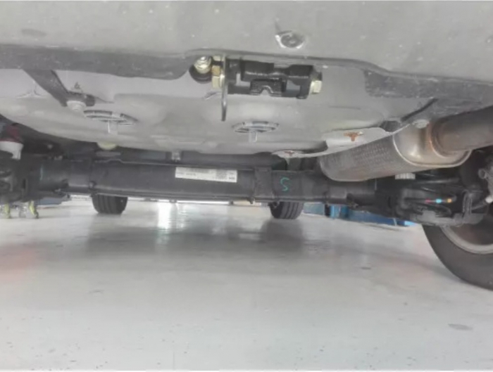Carlig remorcare Peugeot 2008 fabricat intre 2013 - 2019 demontabil automat vertical marca Autohak [7]