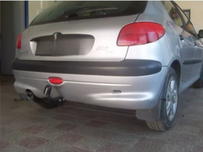 Carlig remorcare Peugeot 206 hatchback 1998-2003 marca Autohak [7]
