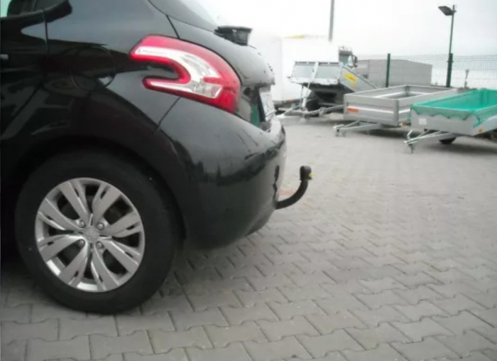 Carlig remorcare Peugeot 206 hatchback dupa 2003 marca Autohak [7]