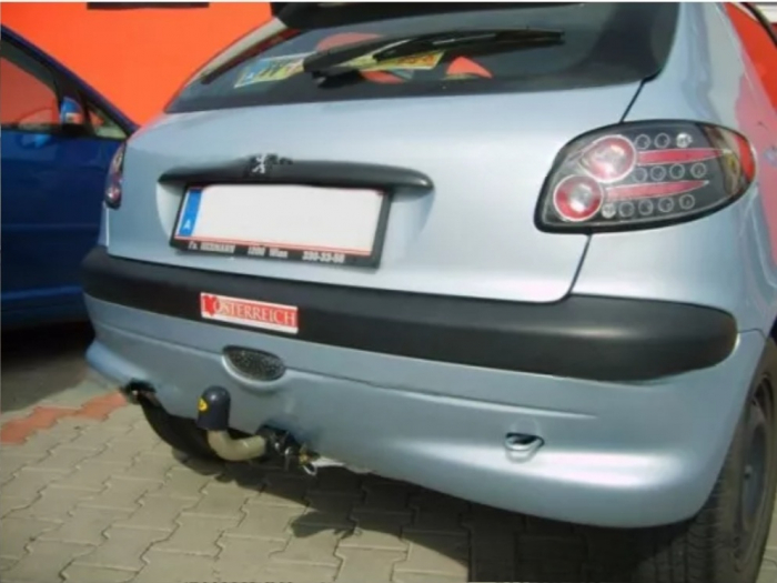 Carlig remorcare Peugeot 206 htb 1998 - 2003 demontabil automat cu maneta [4]