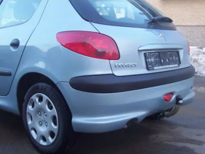 Carlig remorcare Peugeot 206 htb dupa 2003 demontabil automat cu maneta [2]