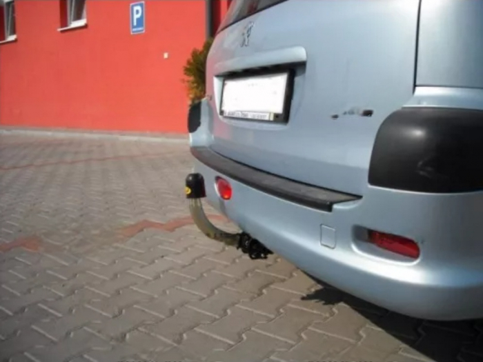 Carlig remorcare Peugeot 206 sw dupa 2002 demontabil automat cu maneta [5]