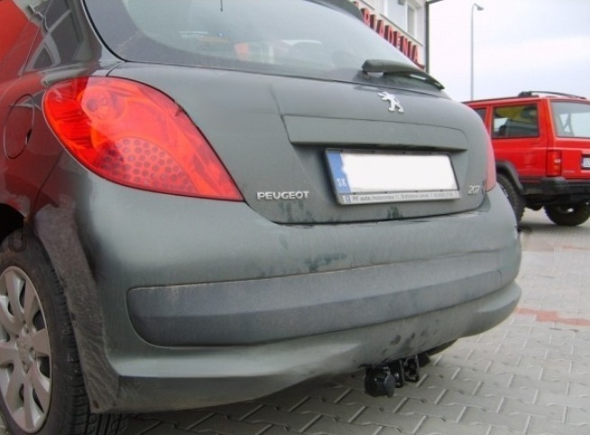 Carlig remorcare Peugeot 207 htb dupa 2006 demontabil automat cu maneta marca Autohak [5]