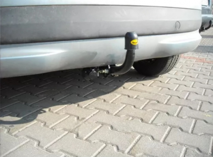 Carlig remorcare Peugeot 207 htb dupa 2006 marca Autohak [7]