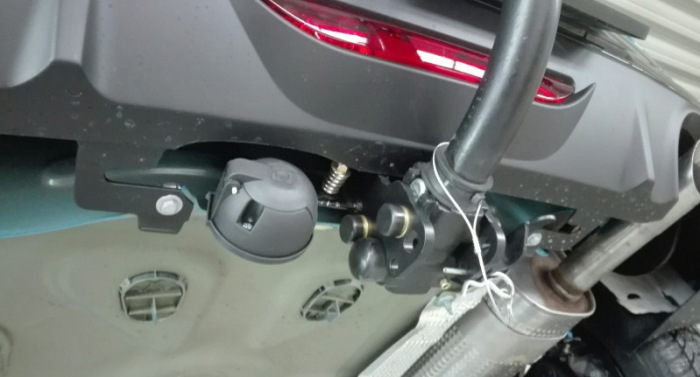 Carlig remorcare Peugeot 208 fabricat dupa 07/2019 demontabil automat cu maneta marca Autohak [5]