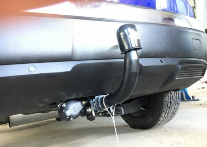 Carlig remorcare Peugeot 3008 dupa 05/2016 demontabil automat cu maneta marca Autohak [2]