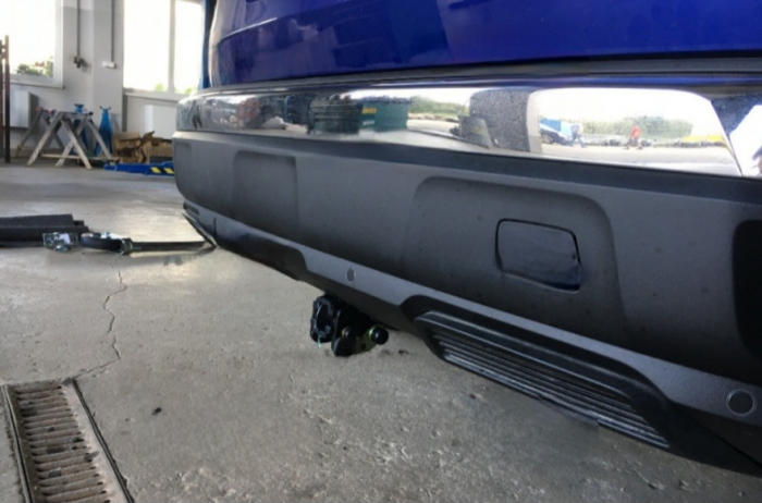 Carlig remorcare Peugeot 3008 dupa 05/2016 demontabil automat cu maneta marca Autohak [5]