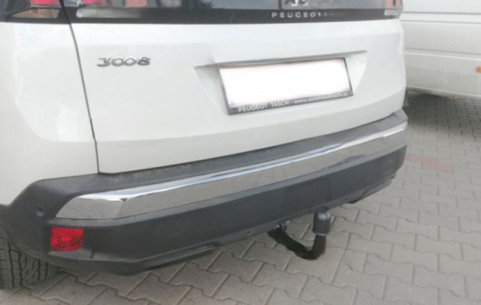 Carlig remorcare Peugeot 3008 dupa 05/2016 demontabil automat vertical marca Autohak [9]