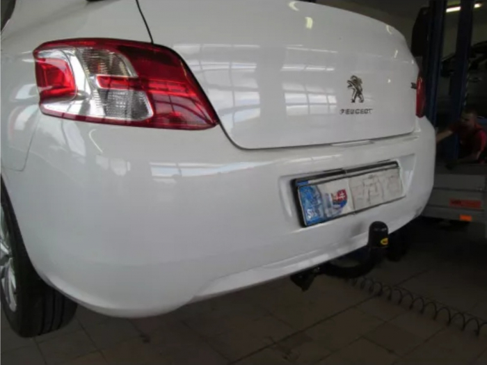Carlig remorcare Peugeot 301 fabricat dupa 2013 marca Autohak [2]