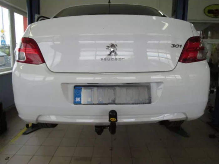 Carlig remorcare Peugeot 301 fabricat dupa 2013 marca Autohak [4]