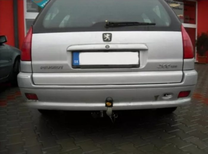 Carlig remorcare Peugeot 306 combi 1997 - 2002 demontabil automat cu maneta [5]