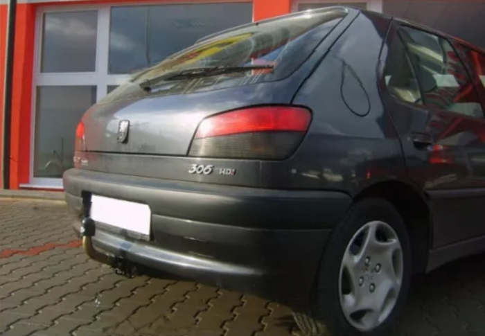 Carlig remorcare Peugeot 306 htb 1993 - 2002 demontabil automat cu maneta [3]