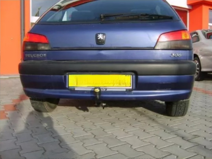 Carlig remorcare Peugeot 306 htb 1993-2002 marca Autohak [7]