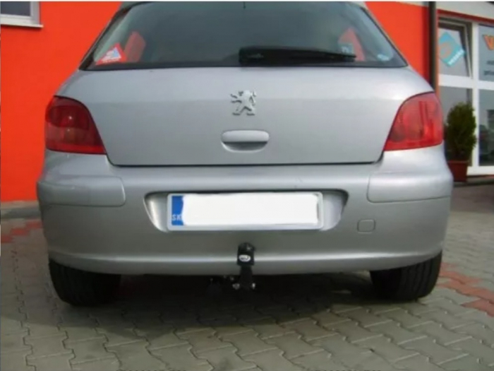 Carlig remorcare Peugeot 307 htb dupa 2001 marca Autohak [5]