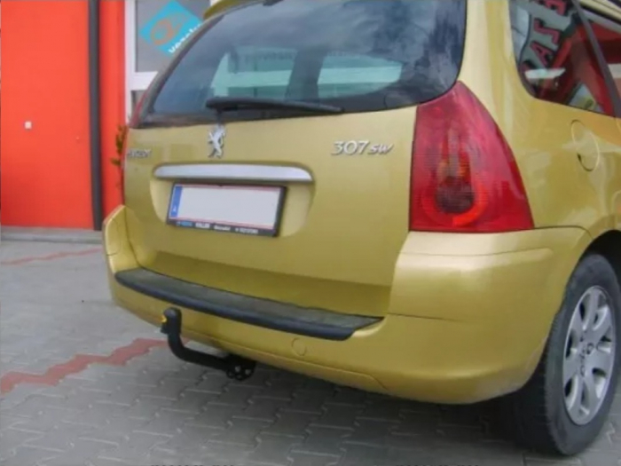Carlig remorcare Peugeot 307 SW dupa 2001 marca Autohak [4]