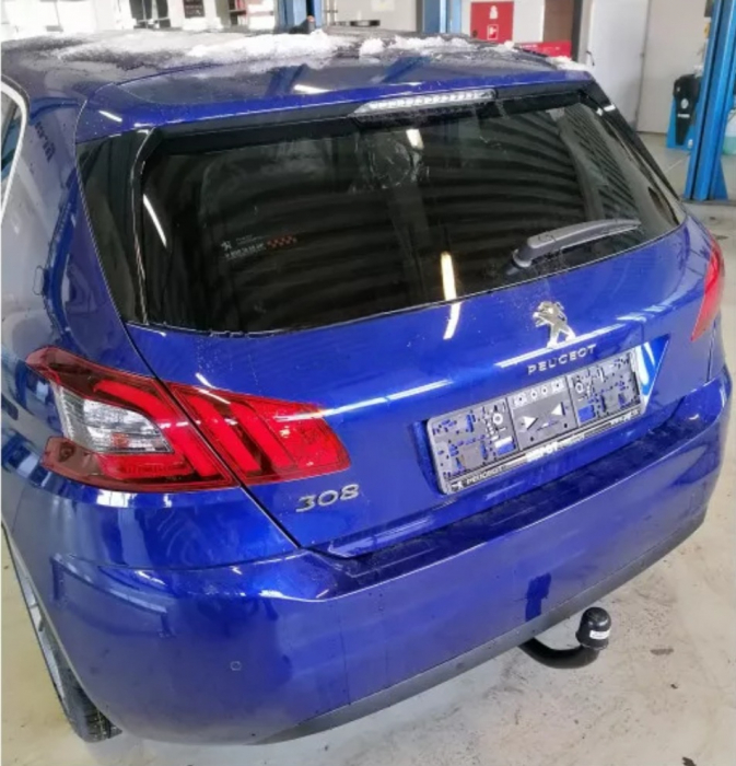 Carlig remorcare Peugeot 308 htb 2013 - 2021 demontabil automat vertical marca Autohak [6]