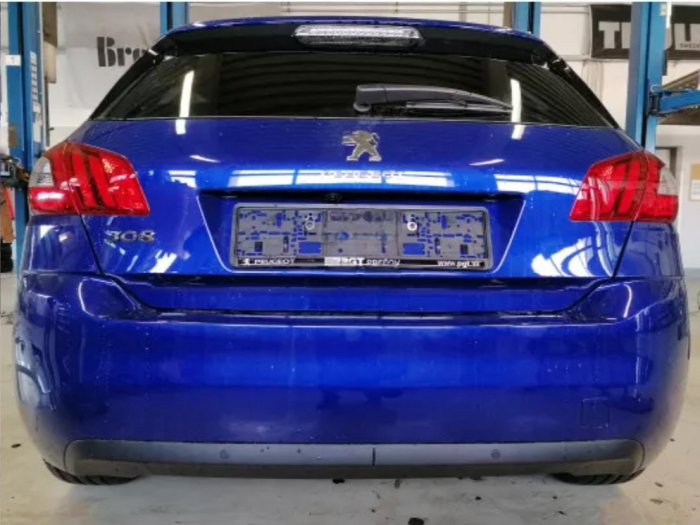 Carlig remorcare Peugeot 308 htb 2013 - 2021 demontabil automat vertical marca Autohak [8]