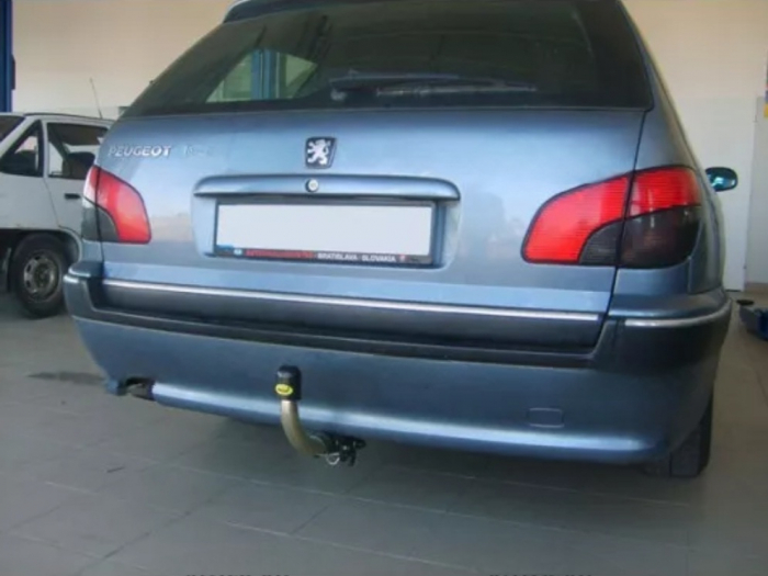 Carlig remorcare Peugeot 406 combi 1995 - 2004 demontabil automat cu maneta [5]