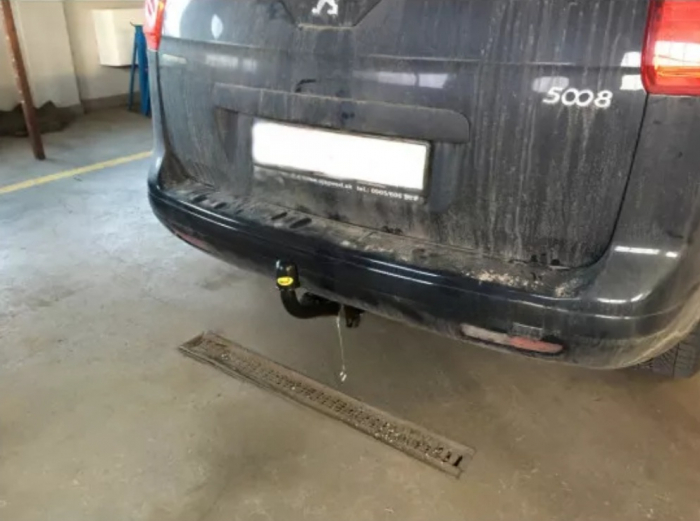 Carlig remorcare Peugeot 5008 suv 2009 - 2017 demontabil automat cu maneta [4]