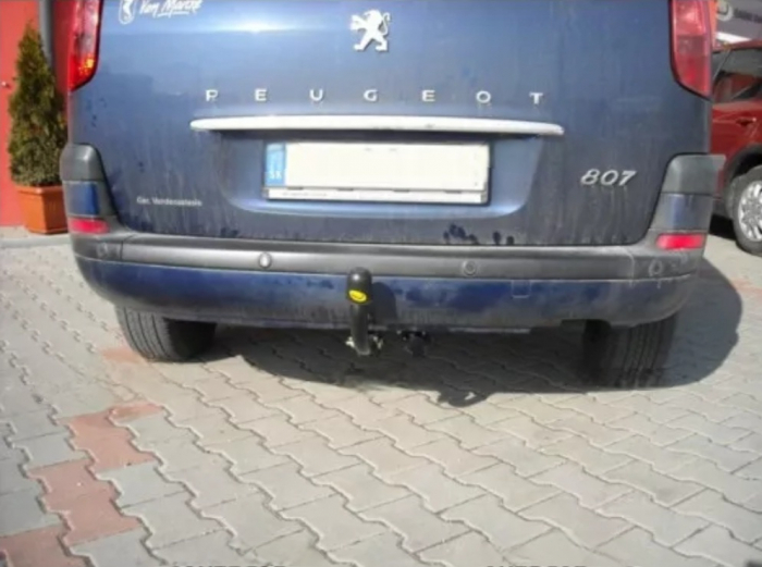Carlig remorcare Peugeot 807 dupa 2002 marca Autohak [3]