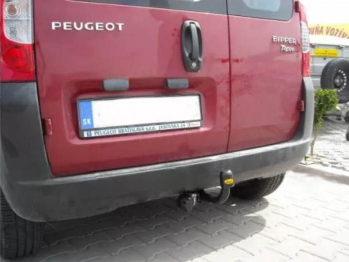 Carlig remorcare Peugeot Bipper dupa 2008 marca Autohak [6]