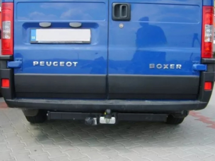 Carlig remorcare Peugeot Boxer 1999-2006 marca Autohak [3]