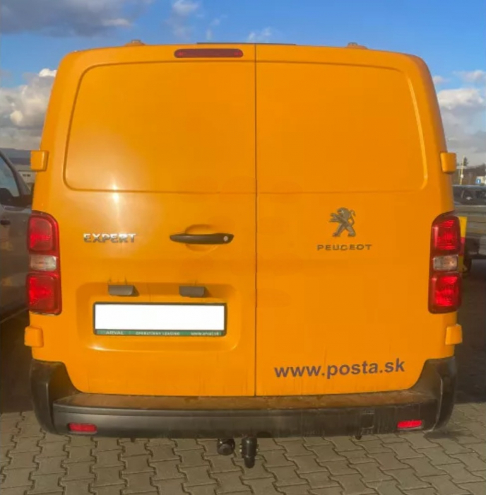 Carlig remorcare Peugeot Expert fabricat dupa 2016 marca Autohak [2]