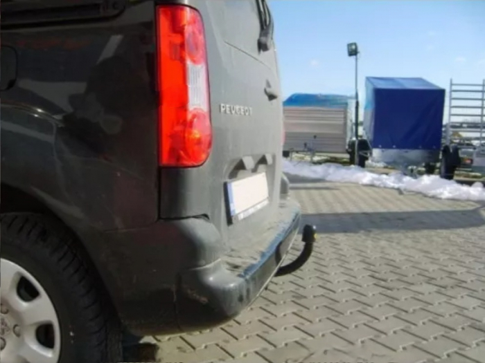 Carlig remorcare Peugeot Partner II dupa 2008 marca Autohak [5]