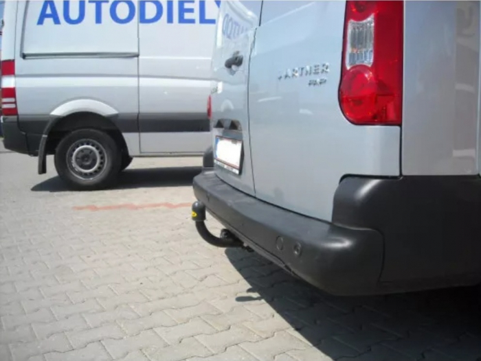 Carlig remorcare Peugeot Partner LONG fabricat intre 2008 - 2018 marca Autohak [3]