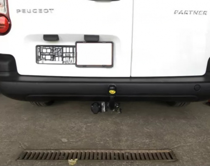 Carlig remorcare Peugeot Partner LONG van 2008 - 2018 demontabil automat cu maneta [6]