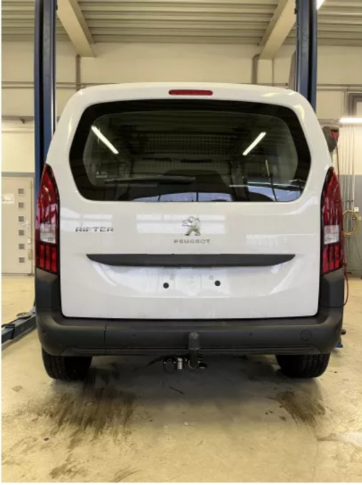 Carlig remorcare Peugeot Rifter LONG van 2018 - prezent demontabil automat cu maneta [5]