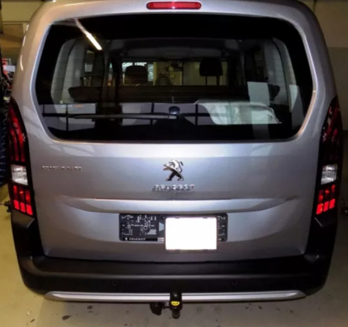 Carlig remorcare Peugeot Rifter MPV fabricat 2018 - prezent, marca Autohak [2]