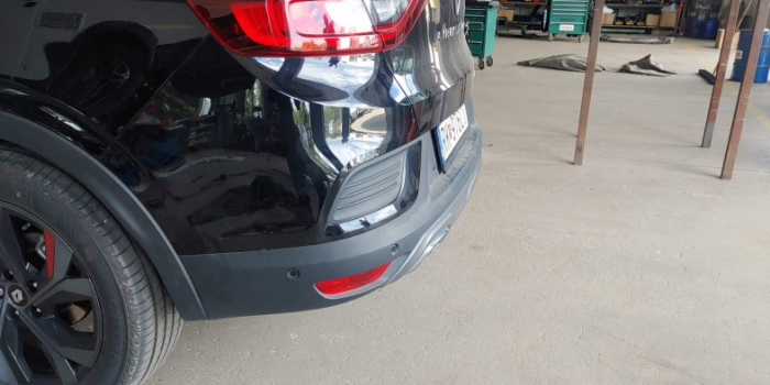 Carlig remorcare Renault Arkana dupa 2021 demontabil automat vertical marca Autohak [11]