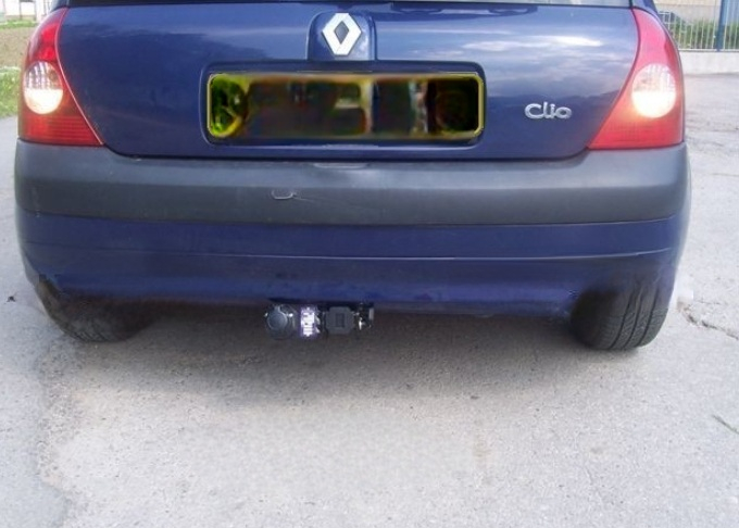 Carlig remorcare Renault Clio 3/5 usi 1998 - 2005 demontabil automat cu maneta marca Autohak [5]