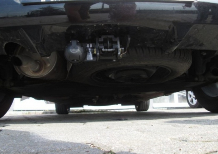 Carlig remorcare Renault Clio 3/5 usi 2012 - 05.2019 demontabil automat cu maneta marca Autohak [4]