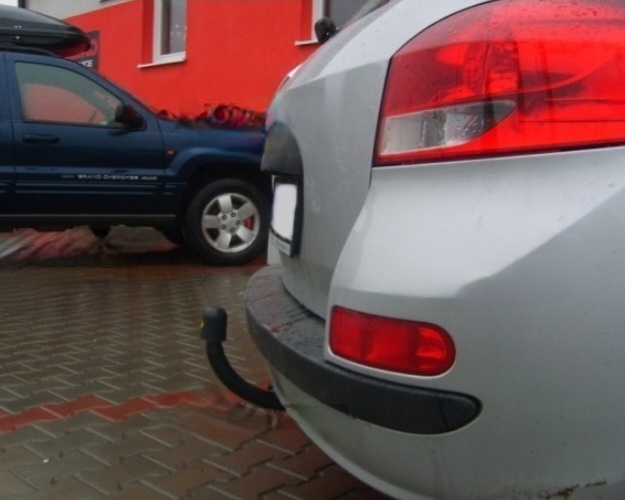 Carlig remorcare Renault Clio Grandtour dupa 2008 marca Autohak [2]
