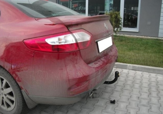 Carlig remorcare Renault Fluence dupa 2009 demontabil automat cu maneta marca Autohak [5]