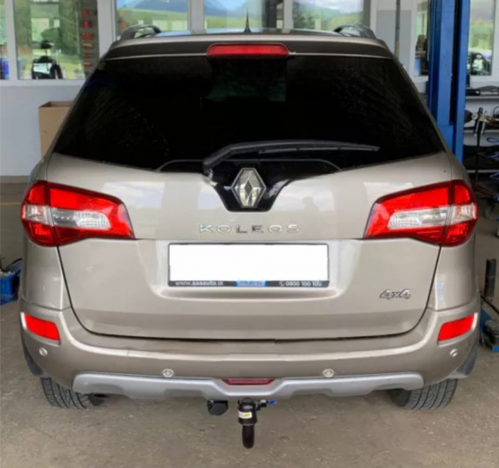 Carlig remorcare Renault Kadjar 2008 - 2017 demontabil automat vertical marca Autohak [4]