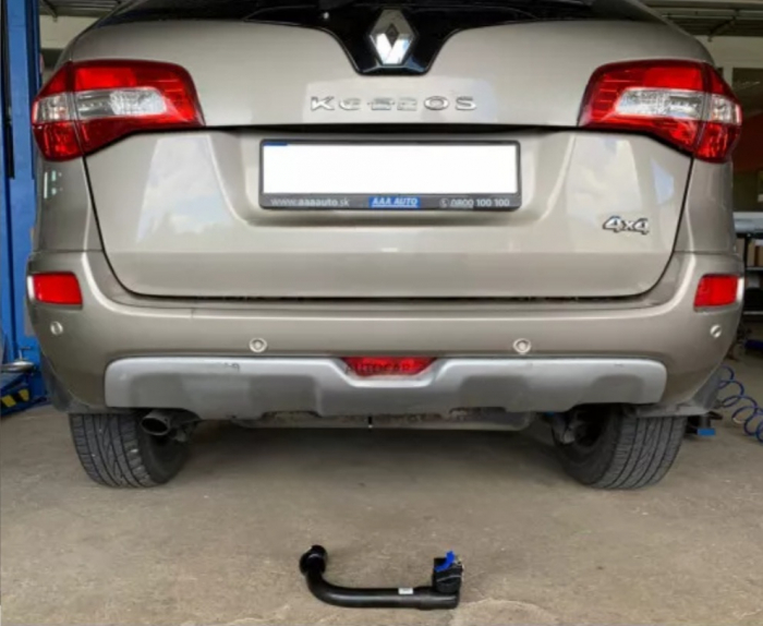 Carlig remorcare Renault Kadjar 2008 - 2017 demontabil automat vertical marca Autohak [10]